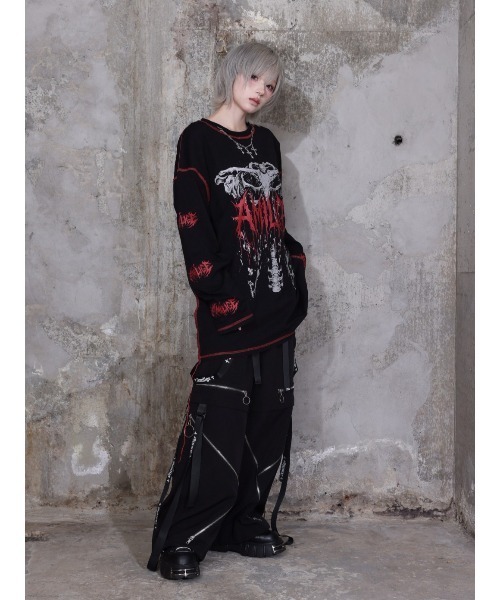 Amilige(アミリージュ)の「骨ロゴプリントチェーン付きロングTシャツ(Tシャツ/カットソー・レディース・ブラック×レッド/ブラック×パープル・FREE)」の7枚目の写真