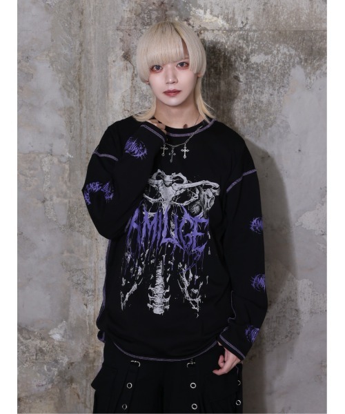 Amilige(アミリージュ)の「骨ロゴプリントチェーン付きロングTシャツ(Tシャツ/カットソー・レディース・ブラック×レッド/ブラック×パープル・FREE)」の12枚目の写真