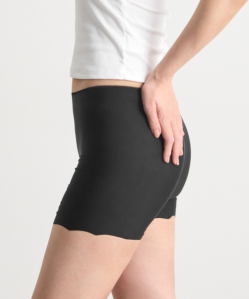 Futier land(フューティアランド)の「【ペチパンツ/インナーパンツ】接触冷感シームレスペチコートショーツ / 透け防止(その他パンツ・レディース・ブラック/ホワイト/ベージュ・X-LARGE/MEDIUM)」の5枚目の写真