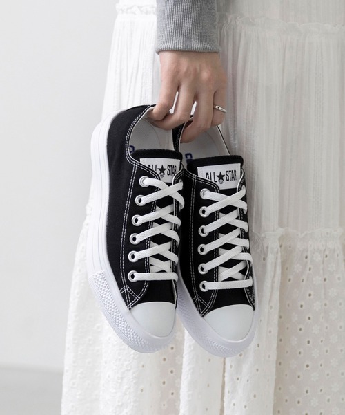 CONVERSE（コンバース）の「CONVERSE コンバース ALL STAR LIGHT オールスター ライト（スニーカー・レディース・ホワイト/ブラック・25.0cm/24.5cm/24.0cm/23.5cm/23.0cm）」の2枚目の写真
