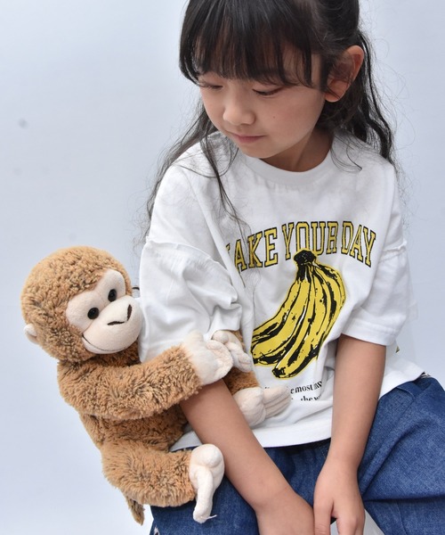 MAKE YOUR DAY（メイクユアデイ）の「バナナイチゴロゴフリル袖Tシャツ（Tシャツ/カットソー・キッズ・オフホワイト/グレー/チャコールグレー/レッド・140/130/120/100/90/80/110）」の2枚目の写真