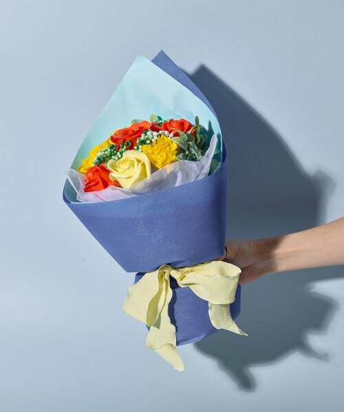 BIRTHDAY BAR(バースデイバー)の「Kindly Yours Soap Flower ソープフラワーブーケ(インテリア雑貨・レディース・イエロー/ピンク・0)」の2枚目の写真