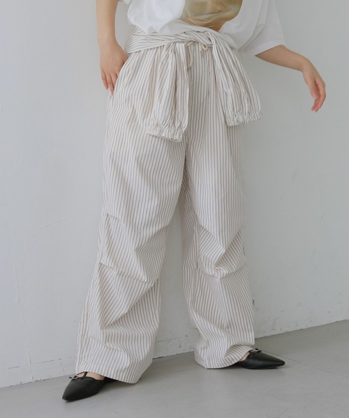 cheriella（シェリエラ）の「【cheriella】ストライプ柄レイヤードイージーパンツ　STRIPE LAYERED EASY PANTS（その他パンツ・レディース・オフホワイト/ブルー・FREE）」の12枚目の写真
