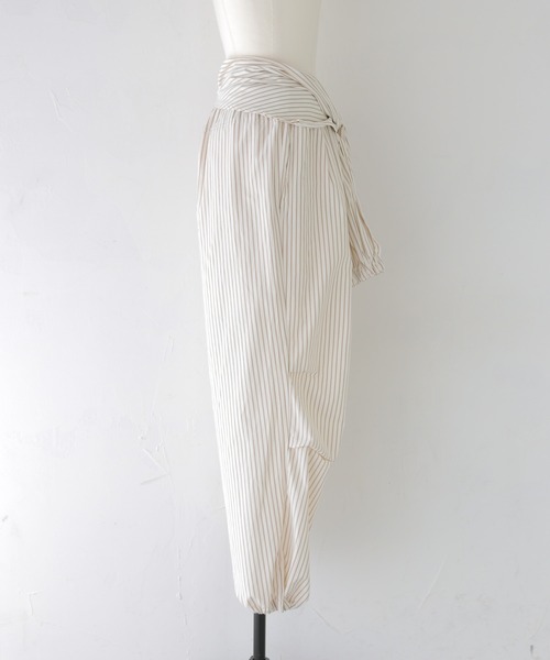 cheriella（シェリエラ）の「【cheriella】ストライプ柄レイヤードイージーパンツ　STRIPE LAYERED EASY PANTS（その他パンツ・レディース・オフホワイト/ブルー・FREE）」の22枚目の写真