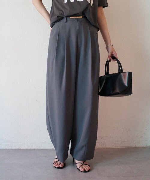 LOUNGEDRESS(ラウンジドレス)の「ライトバレルレッグパンツ(その他パンツ・レディース・チャコールグレー/ベージュ・MEDIUM/SMALL)」の8枚目の写真