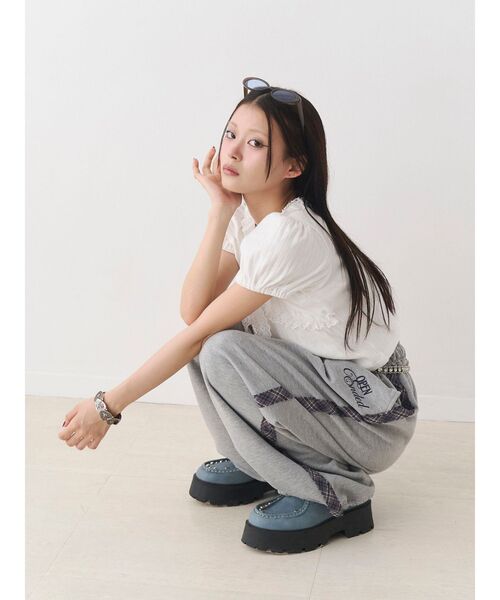jouetie(ジュエティ)の「ロゴルーズスウェットパンツ(その他パンツ・レディース・グレー/ネイビー/ブラック・FREE)」の18枚目の写真