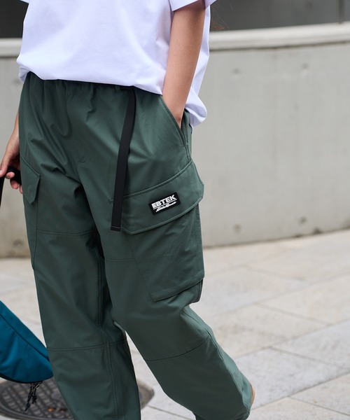 Eddie Bauer(エディーバウアー)の「EBTEK マイクロメッシュ イージーパンツ(その他パンツ・メンズ・グリーン/ブラック・M/L/S/XL/XXL)」の15枚目の写真