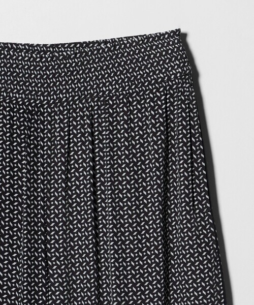 UNITED ARROWS(ユナイテッドアローズ)の「Spiree イージー パンツ(その他パンツ・レディース・ダークグレー/その他9/その他7/その他1・36/38)」の14枚目の写真