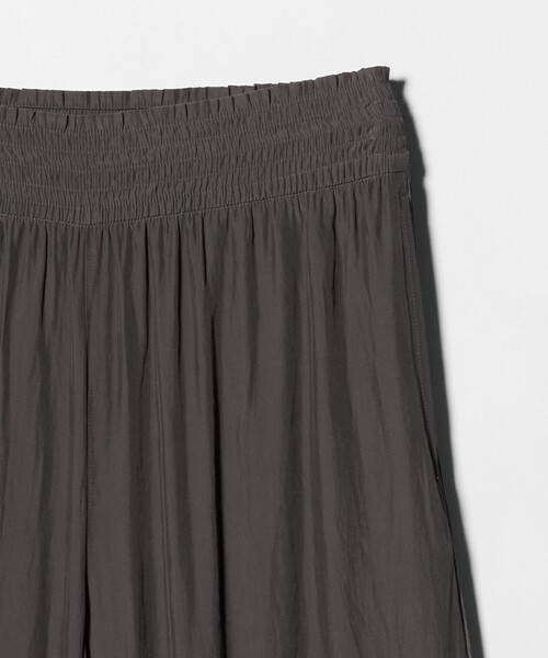 UNITED ARROWS（ユナイテッドアローズ）の「Spiree イージー パンツ（その他パンツ・レディース・ダークグレー/その他9/その他7/その他1/モカ・36/38）」の9枚目の写真