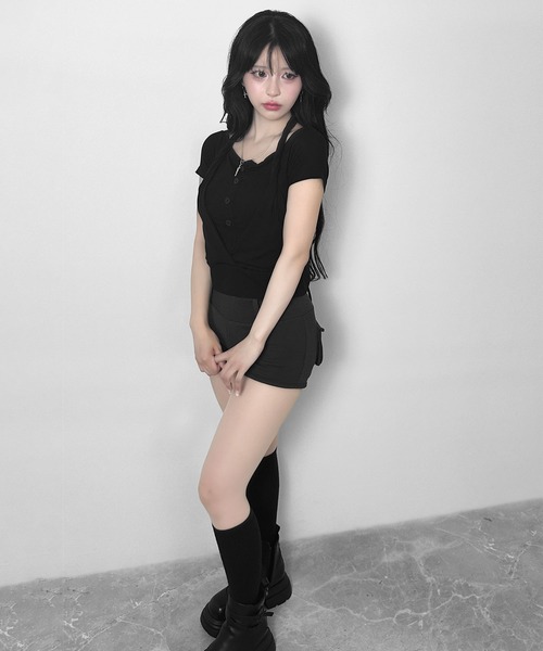 FOLLOWIN（フォロウィン）の「3color/ホルターレイヤードオフショルトップス（Tシャツ/カットソー・レディース・ホワイト/ブラック/グレー・FREE）」の16枚目の写真