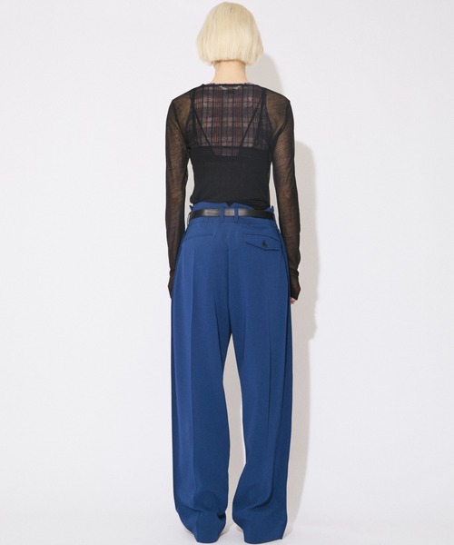 beautiful people(ビューティフルピープル)の「triacetate double cloth side 2tuck pants(スラックス・レディース・ブラック/ボルドー/ブルー・36)」の11枚目の写真