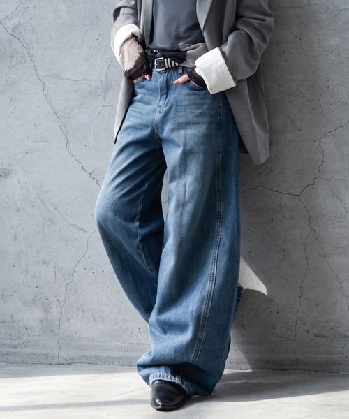 antiqua(アンティカ)の「ワイド カーデニムパンツ(デニムパンツ・レディース・ブルー系その他/ライトブルー・MEDIUM/LARGE/X-LARGE)」の7枚目の写真