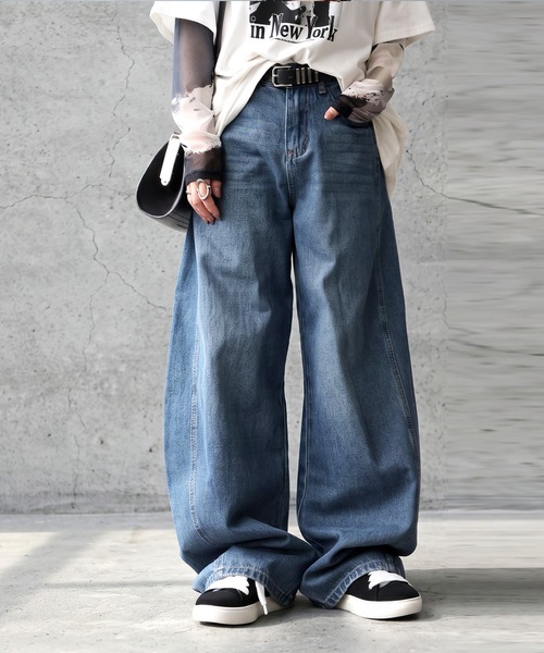 antiqua(アンティカ)の「ワイド カーデニムパンツ(デニムパンツ・レディース・ブルー系その他/ライトブルー・MEDIUM/LARGE/X-LARGE)」の9枚目の写真