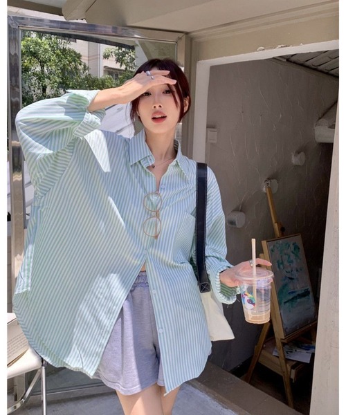 CHEER(チアー)の「オーバーサイズ ルーズストライプ長袖シャツ(シャツ/ブラウス・レディース・ブルー/グリーン/ピンク・FREE)」の19枚目の写真