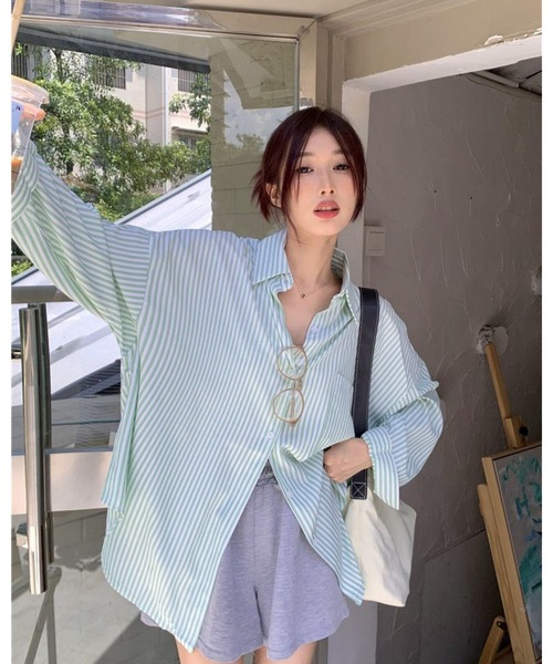 CHEER(チアー)の「オーバーサイズ ルーズストライプ長袖シャツ(シャツ/ブラウス・レディース・ブルー/グリーン/ピンク・FREE)」の18枚目の写真