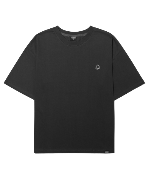 PEID(ペイド)の「PD エッセンシャル クロップ 半袖Tシャツ チャコール(Tシャツ/カットソー・メンズ・チャコール・1/2/3)」の2枚目の写真