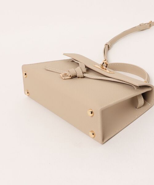 CHARLES & KEITH(チャールズ & キース)の「Tricha トリチャ ノッテッドベルト トップハンドルバッグ(ハンドバッグ・レディース・ブラック/ピンク/ベージュ系その他6・S)」の16枚目の写真