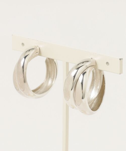 NUUK(ヌーク)の「EARRINGS ORBIT(ピアス(両耳用)・レディース・シルバー・ONE SIZE)」の5枚目の写真