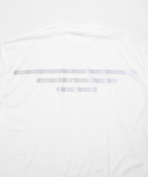 BURLAP OUTFITTER（バーラップアウトフィッター）の「『別注』BURLAP OUTFITTER×LAKE SEEKERS　REFLECTIVE MESH L/S（Tシャツ/カットソー・メンズ・チャコールグレー/ホワイト/ブラック・MEDIUM/LARGE/X-LARGE）」の5枚目の写真