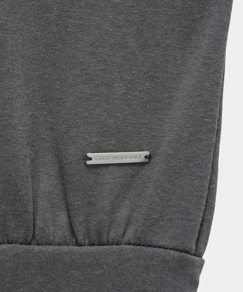 ETRE AU SOMMET（エトレオソメ）の「Two-Line Button Short Sleeveless (Charcoal)（Tシャツ/カットソー・レディース・その他・FREE）」の7枚目の写真