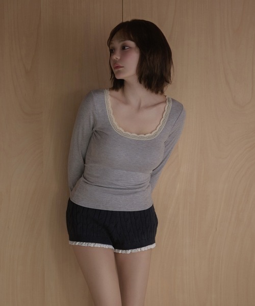 M DOLLY(エムドリー)の「Lace trim Claire tops / レーストリムクレアトップス(Tシャツ/カットソー・レディース・グレー/ピンク/アイボリー・FREE)」の2枚目の写真