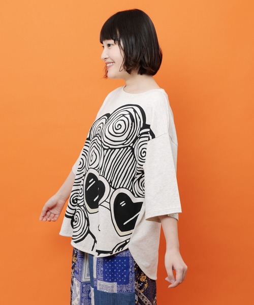 ScoLar（スカラー）の「162728：サングラススカラーちゃん UVプリントTシャツ（Tシャツ/カットソー・レディース・オフホワイト/チャコールグレー・M）」の6枚目の写真