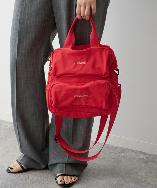 Spick & Span(スピックアンドスパン)の「THEATRE PRODUCTS / シアタープロダクツ VERTICAl 60(ショルダーバッグ・レディース・パープル/レッド/ブラック・FREE)」の3枚目の写真