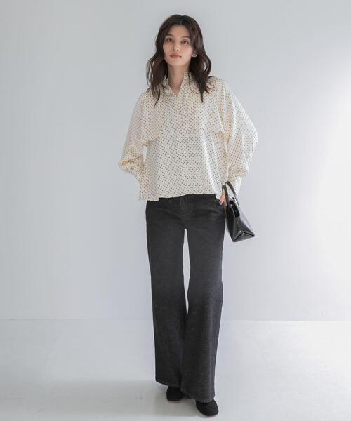 URBAN RESEARCH ROSSO WOMEN(アーバンリサーチ ロッソ)の「PERFECT FLARE DENIM(デニムパンツ・レディース・ブラック・38/36/TALL)」の1枚目の写真