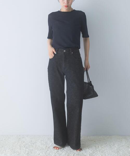 URBAN RESEARCH ROSSO WOMEN(アーバンリサーチ ロッソ)の「PERFECT FLARE DENIM(デニムパンツ・レディース・ブラック・38/36/TALL)」の16枚目の写真