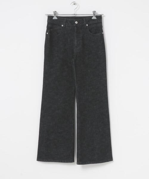 URBAN RESEARCH ROSSO WOMEN(アーバンリサーチ ロッソ)の「PERFECT FLARE DENIM(デニムパンツ・レディース・ブラック・38/36/TALL)」の12枚目の写真