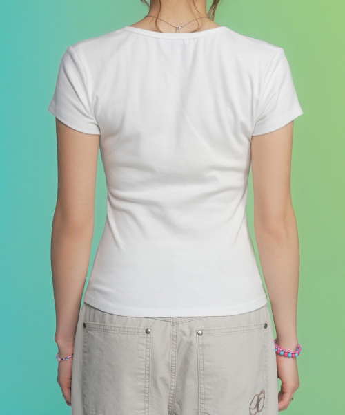 ASON(アズオン)の「EVER BUTTON TEE / WHITE(Tシャツ/カットソー・レディース・その他・FREE)」の6枚目の写真
