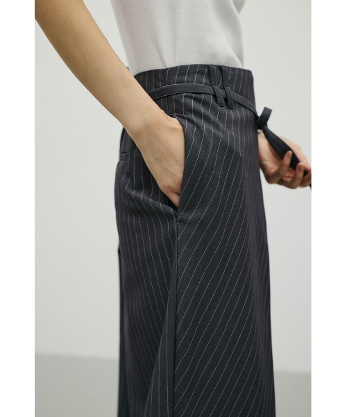 STYLEMIXER(スタイルミキサー)の「ベルト付きストライプラップパンツ(その他パンツ・レディース・ベージュ系その他/グレー系その他・SMALL/MEDIUM)」の14枚目の写真