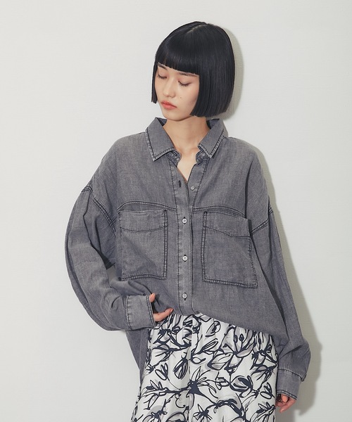 ANOTHER S（アナザーエス）の「シアーデニム裾2wayシャツ（Tシャツ/カットソー・レディース・ブラック/ブルー・FREE）」の12枚目の写真