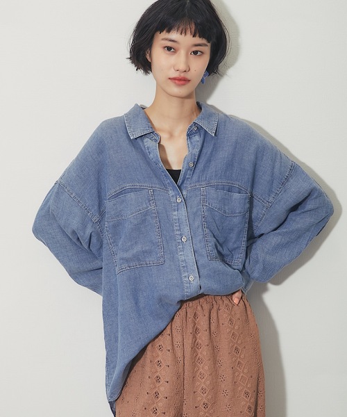 ANOTHER S（アナザーエス）の「シアーデニム裾2wayシャツ（Tシャツ/カットソー・レディース・ブラック/ブルー・FREE）」の17枚目の写真