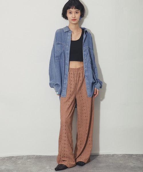 ANOTHER S（アナザーエス）の「シアーデニム裾2wayシャツ（Tシャツ/カットソー・レディース・ブラック/ブルー・FREE）」の19枚目の写真