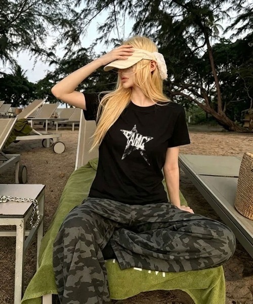 SHEPP(シープ)の「ダメージスタープリント コンパクトロゴTシャツ 半袖T(Tシャツ/カットソー・レディース・ネイビー/ブラック・L/M)」の22枚目の写真