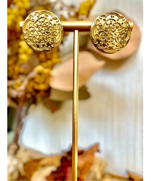 tone（トーン）の「【Flower】【アレルギー対応】ヴィンテージボタンピアス(MA)（ピアス（両耳用）・レディース・A・FREE）」の6枚目の写真