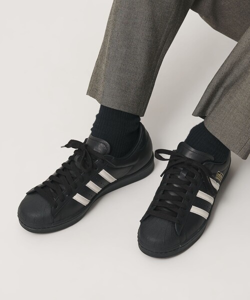 adidas Originals(アディダスオリジナルス)の「<adidas Originals>SUPERSTAR VINTAGE スニーカー(スニーカー・メンズ・ホワイト/ブラック・28.5cm/27cm/29cm/26.5cm/28cm/26cm/27.5cm/25.5cm)」の3枚目の写真