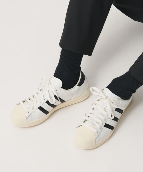 adidas Originals(アディダスオリジナルス)の「<adidas Originals>SUPERSTAR VINTAGE スニーカー(スニーカー・メンズ・ホワイト/ブラック・28.5cm/27cm/29cm/26.5cm/28cm/26cm/27.5cm/25.5cm)」の4枚目の写真