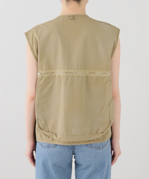 INSCRIRE（アンスクリア）の「INSCRIRE/アンスクリア Cotton Rip Stop Fishing Vest ベスト（その他アウター・レディース・ベージュ・1）」の3枚目の写真