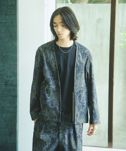 JOURNAL STANDARD(ジャーナルスタンダード)の「トリコット コーデュロイ カーディガン ジャケット(ノーカラージャケット・メンズ・チャコールグレー/ブラウン・SMALL/MEDIUM/LARGE)」の7枚目の写真