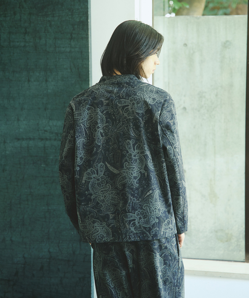 JOURNAL STANDARD(ジャーナルスタンダード)の「トリコット コーデュロイ カーディガン ジャケット(ノーカラージャケット・メンズ・チャコールグレー/ブラウン・SMALL/MEDIUM/LARGE)」の9枚目の写真