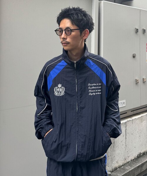 CIAOPANIC(チャオパニック)の「フーリガンナイロンジャケット(ブルゾン・メンズ・ネイビー/ブラウン・LARGE/MEDIUM)」の2枚目の写真