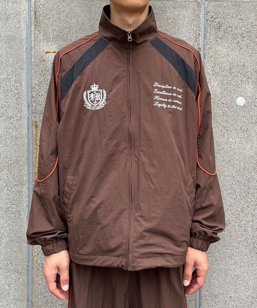CIAOPANIC(チャオパニック)の「フーリガンナイロンジャケット(ブルゾン・メンズ・ネイビー/ブラウン・LARGE/MEDIUM)」の11枚目の写真