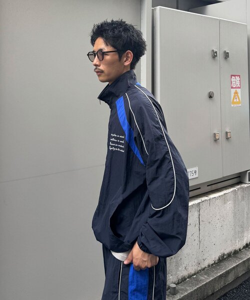 CIAOPANIC(チャオパニック)の「フーリガンナイロンジャケット(ブルゾン・メンズ・ネイビー/ブラウン・LARGE/MEDIUM)」の21枚目の写真