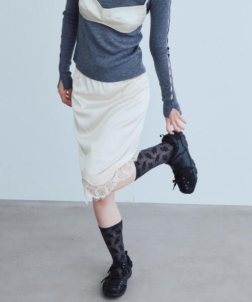 CODE A(コードエー)の「UKI UKI*CODE A|satin lace skirt(スカート・レディース・ピンク/オフホワイト・36/34)」の12枚目の写真