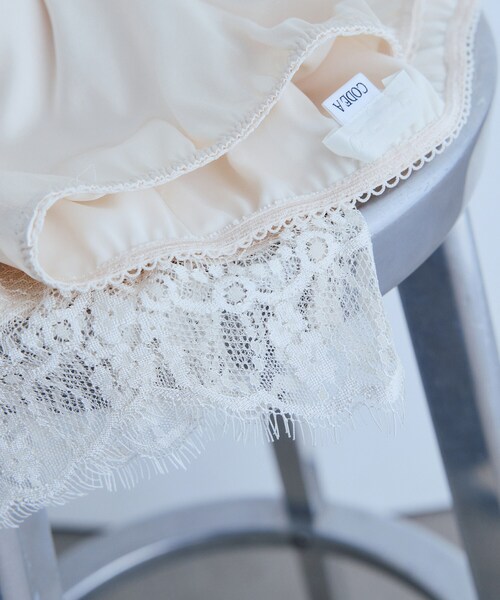 CODE A(コードエー)の「UKI UKI*CODE A|satin lace skirt(スカート・レディース・ピンク/オフホワイト・36/34)」の21枚目の写真