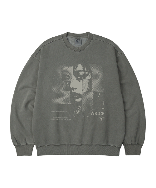 WILDROCK(ワイルドロック)の「モノクロームポートレート ピグメントオーバーサイズスウェット_5 COL(スウェット・メンズ・ライトグレー/ピンク/ブルー/ダークカーキ/チャコール・SMALL/MEDIUM/LARGE/X-SMALL)」の8枚目の写真