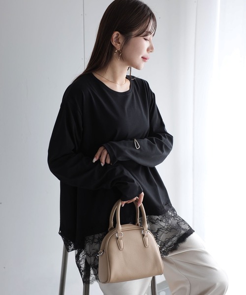 Riberry(リベリー)の「裾レースイレギュラーヘムロンT(Tシャツ/カットソー・レディース・オフホワイト/ブラック・FREE)」の4枚目の写真