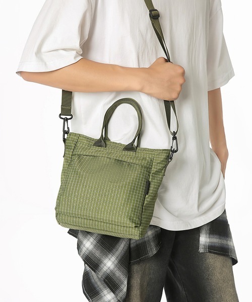 Miniministore(ミニミニストア)の「軽量ナイロンショルダーバッグ 2way鞄(ショルダーバッグ・レディース・グリーン系1/ブラック系2/ブラック系1/グリーン系2・FREE)」の20枚目の写真
